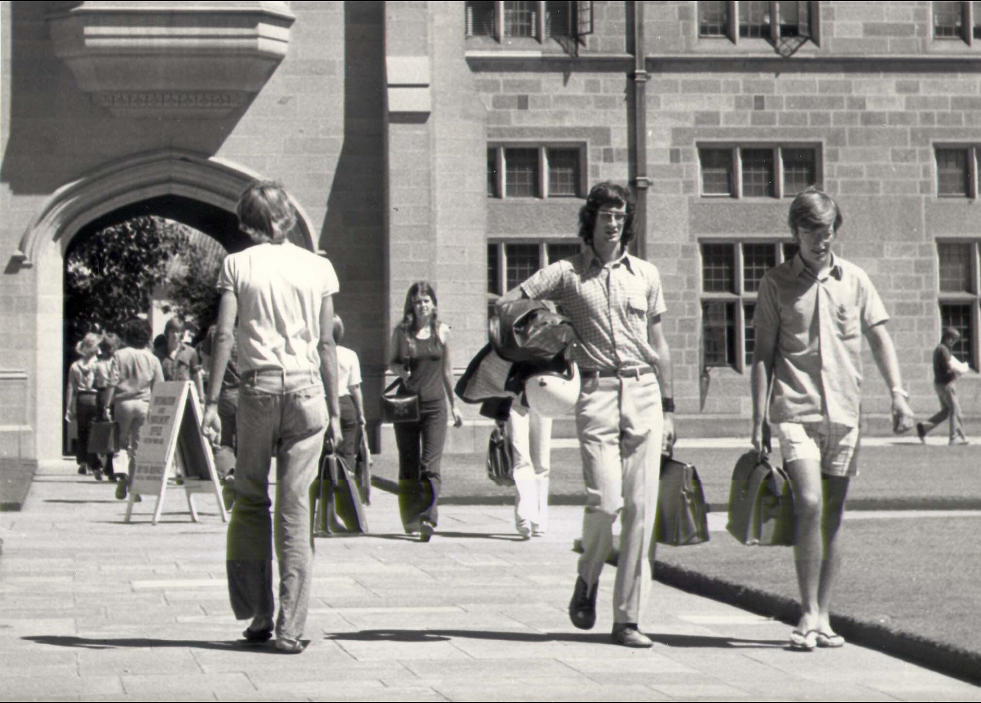 STUDENTS, SHOWING DRESS STYLES