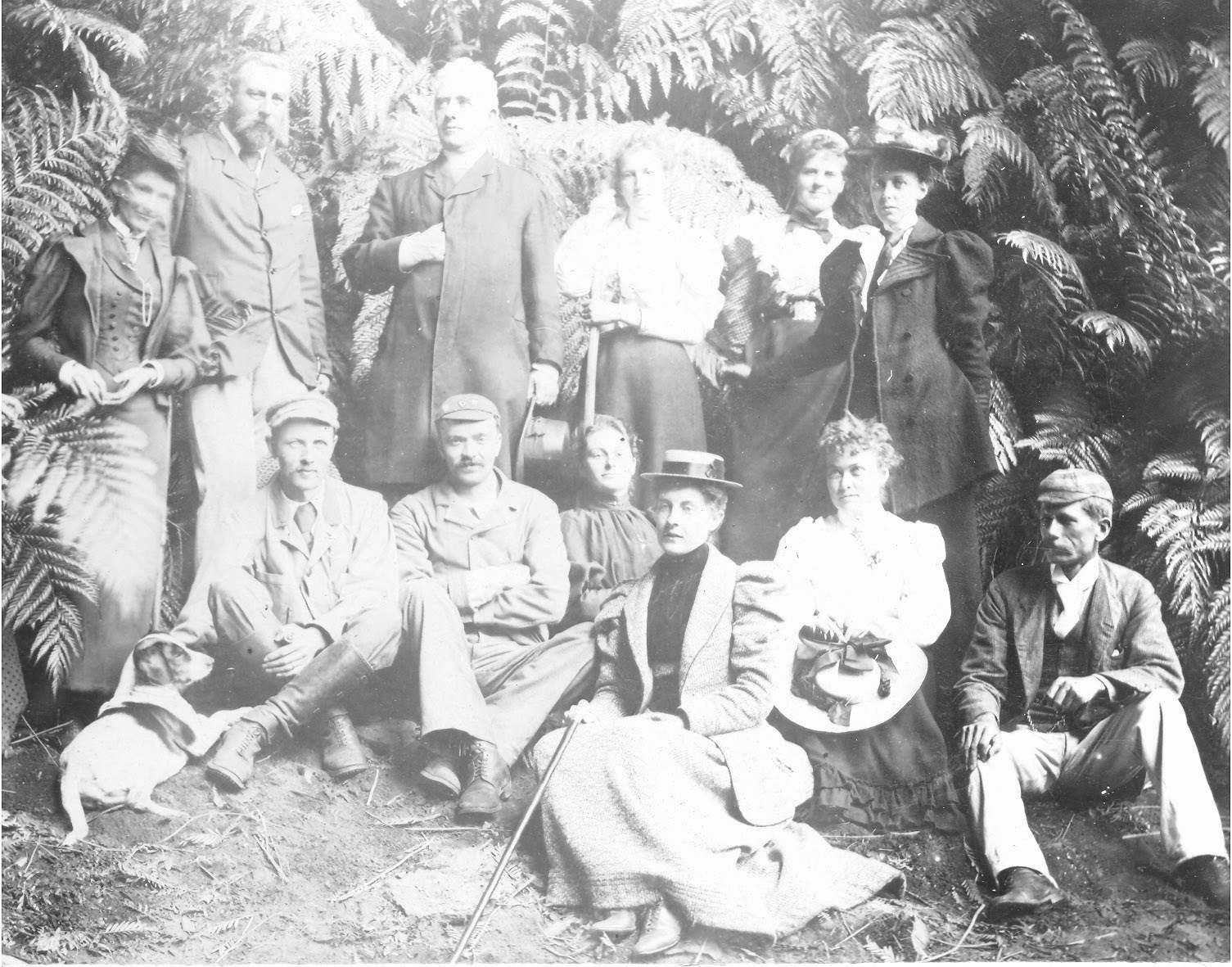 GROUP OF PEOPLE ASSOCIATED WITH THE UNIVERSITY AT MEDLOW CAVES